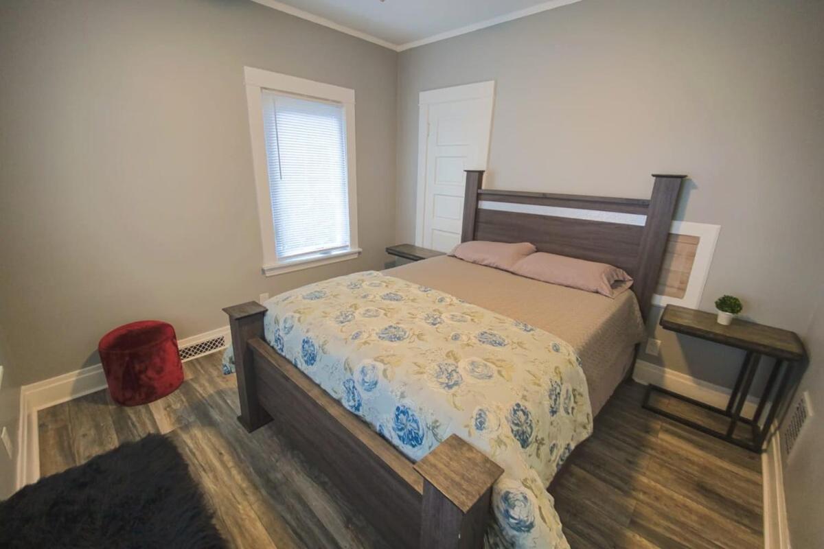 Large 6Br, 2 Bath In Niagara Falls Exterior foto
