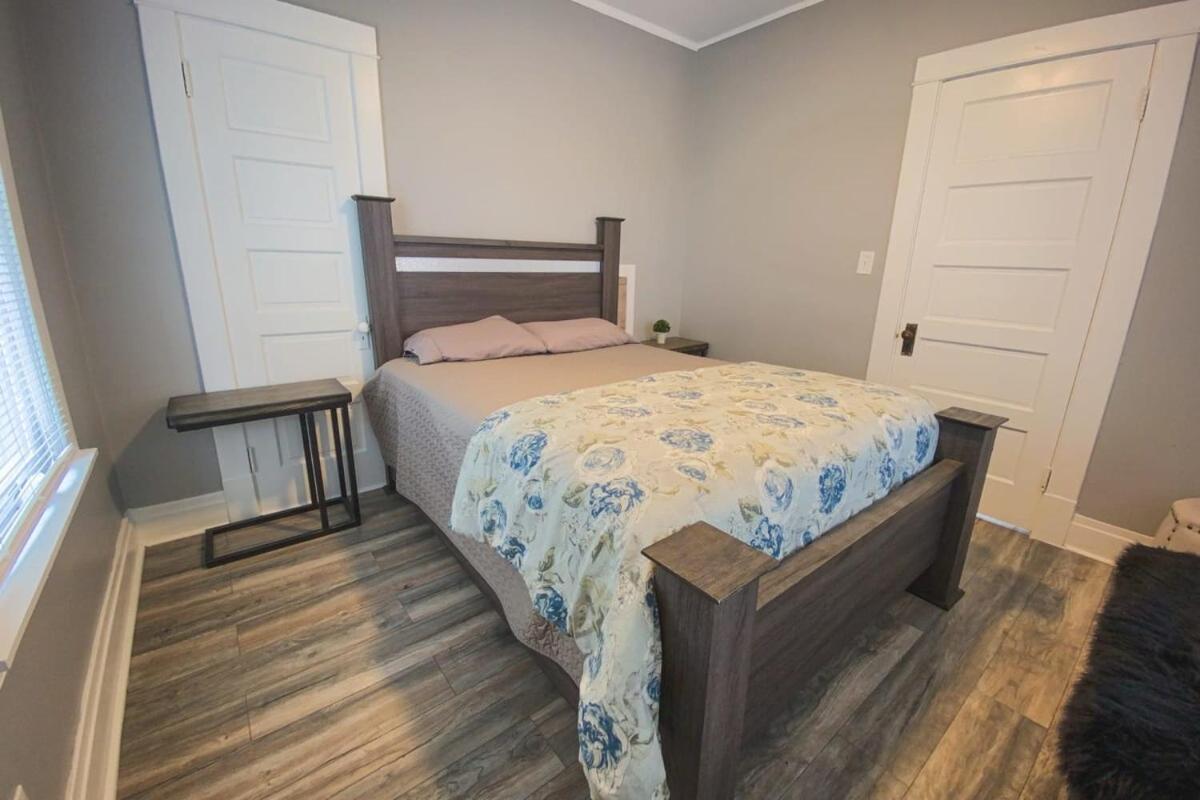 Large 6Br, 2 Bath In Niagara Falls Exterior foto